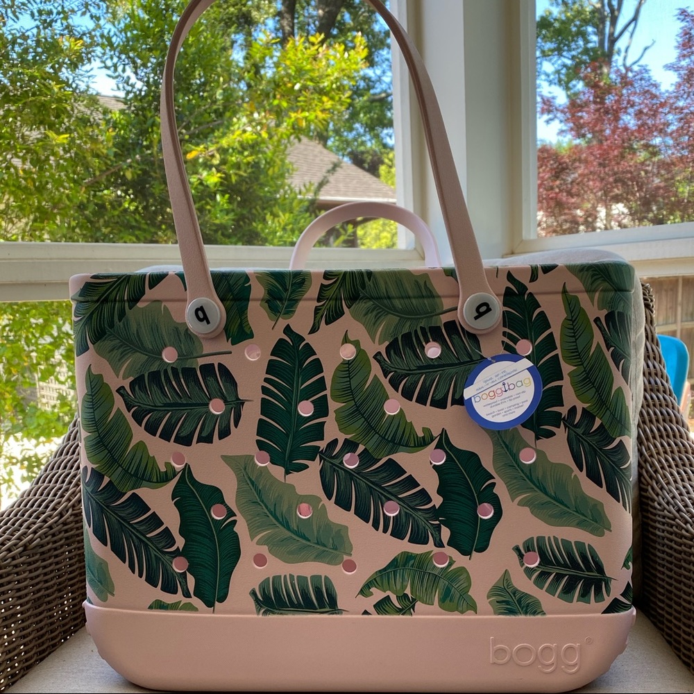 NWT Limited Edition Original Bogg Bag Palm Print